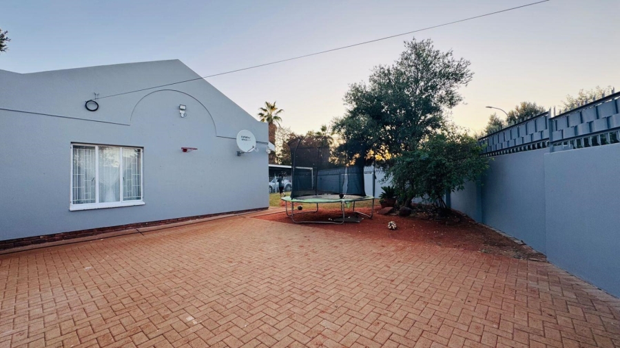 3 Bedroom Property for Sale in Minerva Gardens Northern Cape